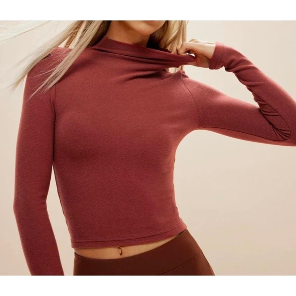 OGL Mock Neck Long Sleeve Fitted‎ Crop Top Burgundy Georgia Clay XS Womens Soft